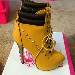 Love Culture Stiletto boots